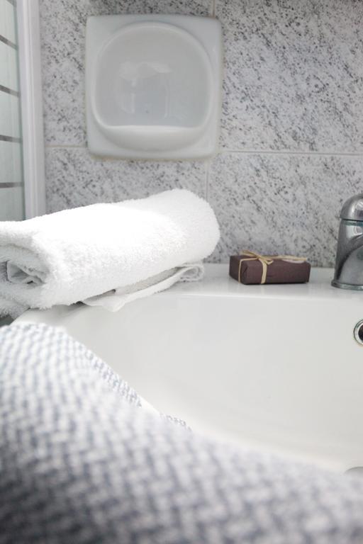 Amalthia Apartments Hersonissos  Phòng bức ảnh